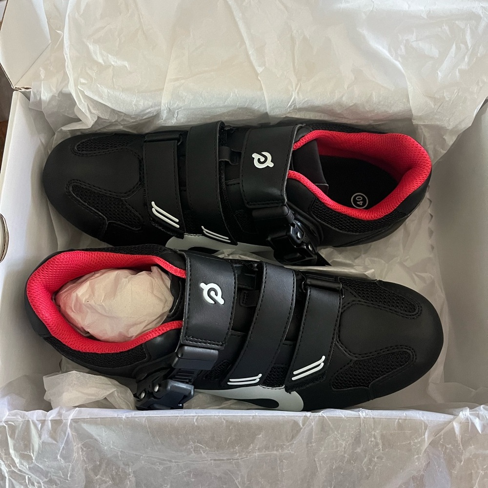Black Cycling Shoes with Red Interior